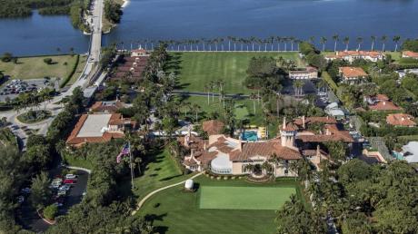 Donald Trumps Lieblings-Anwesen Mar-a-Lago, 1927 im spanischen Stil errichtet, liegt in Palm Beach in Florida.
