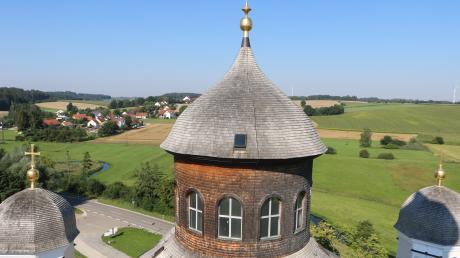 Spektakulär ist der Blick vom Kirchturm aus auf die barocken Kuppeln Maria Birnbaums .