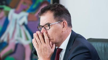 Bundesentwicklungsminister Gerd Müller will 2021 nicht mehr für den Bundestag kandidieren .
