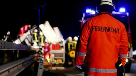 Die Zahl der Unfälle ist im vergangenen Jahr in Augsburg und der Region stark gesunken. Ein langfristiger Trend lasse sich daraus aber nicht ableiten, sagt die Polizei.