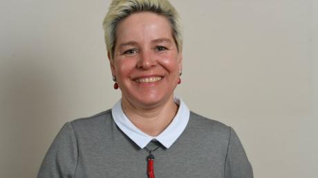 Ruth Abmayr ist die Kreisvorsitzende der Freien Wähler. Sie tritt für eine weitere Wahlperiode an. Ihre Gruppierung kritisiert die CSU im Landkreis und fordert den Mandatsverzicht von drei CSU-Politikern. 
