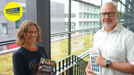 Laetitia Ory und Norbert Gerth betreuen bis zu 90 Studententeams an der Hochschulen Augsburg, ihre ersten unternehmerischen Schritte zu machen.