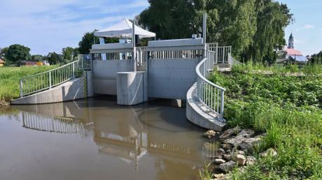 Der Hochwasserschutz an der Schmutter ist in Westendorf seit Jahren ein Thema.
