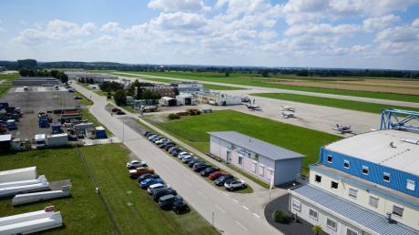 Der Flughafen Augsburg: Ankunft, Terminal, Öffnungszeiten - alle Informationen zum Regionalflughafen lesen Sie hier.