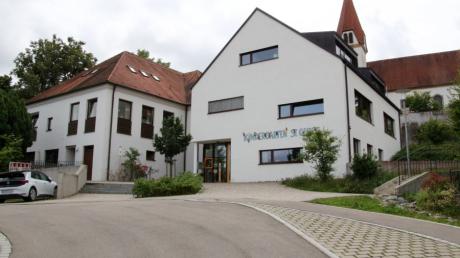 Unter anderem vom weiteren Sanierungsverlauf beim katholischen Kindergarten St. Georg hängt es ab, ob die Gemeinde Reimlingen tatsächlich 1,2 Millionen Euro Kredit aufnehmen muss.
