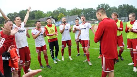 Jubel beim TSV Buch über den 4:0-Auftaktsieg in der Landesliga gegen den TSV Weilimdorf.