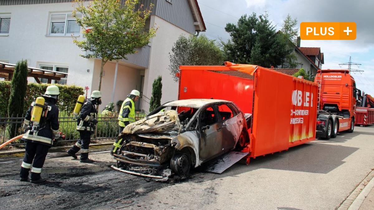 Kellmünz: Einsatz in Kellmünz: Warum brennende E-Autos schwierig zu löschen  sind