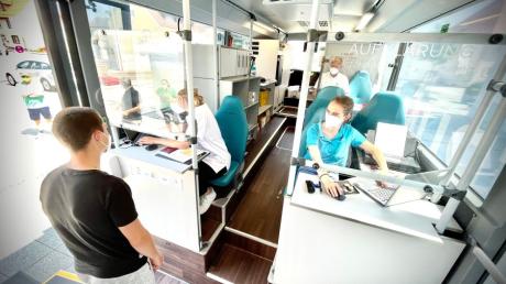 Das Mobile Impfzentrum ist auch im September im Landkreis Neu-Ulm unterwegs. 
