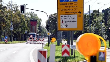 Die Haunstetter Straße in Augsburg ist in einem Teilbereich stadtauswärts weiterhin gesperrt.