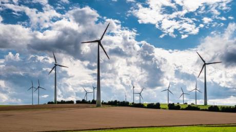 Der Windpark Degersheim auf dem Hahnenkamm: Dort betreibt die Firma MS Windkraft mit Sitz in Huisheim zehn Windräder. Bald sind es nur noch neun.