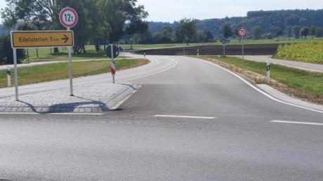 Die Schäden an der Münsterhauser Ortsverbindungsstraße bis zur Kreisstraße GZ25 sollen ab dem Kreisverkehr an der Ortsumfahrung  demnächst behoben werden.