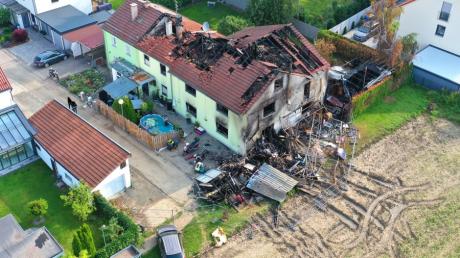 Bei dem Großbrand in Mering starben zwei Menschen. Die Überlebenden kämpfen noch heute mit den Folgen. 