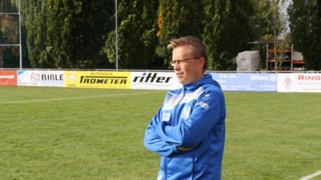 Langerringens Trainer Klaus Köbler hofft, dass sein Team den Anschluss an die Verfolgergruppe in der Kreisklasse findet.