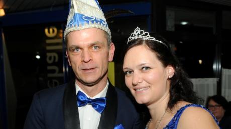 Sabrina Pietschmann und Christian Krebs bleiben als  Prinzenpaar der Büttelzunft Nersingen im Amt.