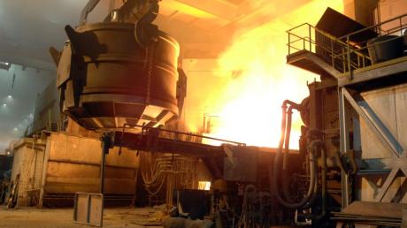 Nach eigenen Angaben produzieren die Lech-Stahlwerke jährlich 1,1 Millionen Tonnen Stahl. Durch eine neue Genehmigung könnte davon noch mehr hergestellt werden. 