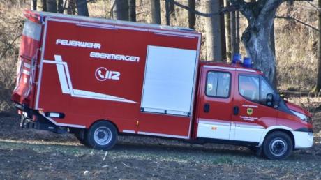 Die Freiwillige Feuerwehr Ebermergen war wegen eines Unfalls, bei dem Gülle in die Landschaft gelangte, im Einsatz.