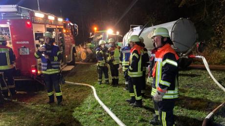 Bei einer Waldbrandübung nahe Grafertshofen waren mehr als 80 Feuerwehrleute im Einsatz.