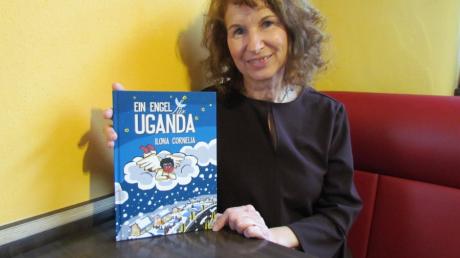 Ein Engel für Uganda ist bereits das fünfte Buch, das Ilona Cornelia veröffentlicht hat. Hauptberuflich arbeitet sie als Industriekauffrau.