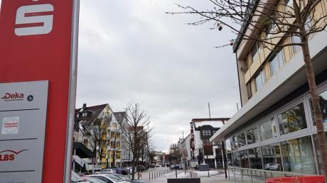 Die Sparkasse Neu-Ulm/Illertissen und die Stadt Senden wollen einen Teil der Innenstadt gemeinsam neu gestalten.