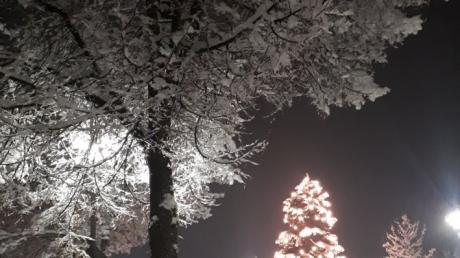 Weihnachtliche Stimmung in Glött: Leserin Anita Rößle hat uns dieses schöne Bild geschickt.