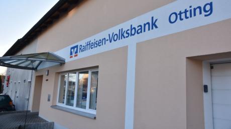Die Zweigstelle Otting der Raiffeisen-Volksbank Wemding hat am 30. Dezember letztmals geöffnet. Zum Jahreswechsel wird auch die Filiale in Fessenheim dichtgemacht.