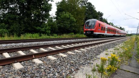 Noch immer ist keine Einigkeit in Sicht beim Ringen um die beste Trasse für den Bahnausbau Ulm-Augsburg.