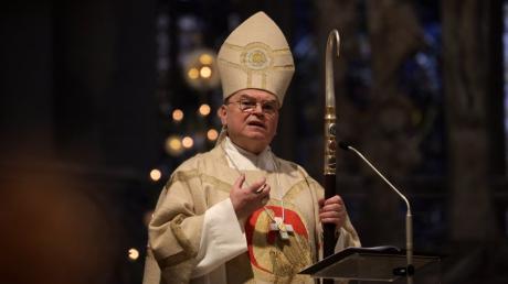 Bischof Bertram Meier zeigt sich mit Blick auf den Synodalen Weg skeptisch.