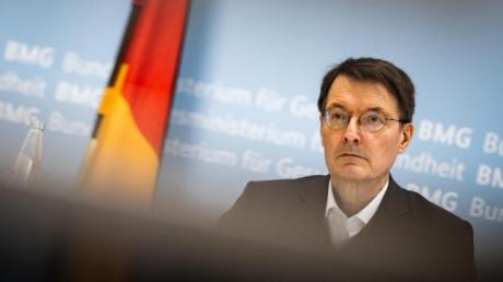 Bundesgesundheitsminister Karl Lauterbach will die Quaratäne-Regeln anpassen.