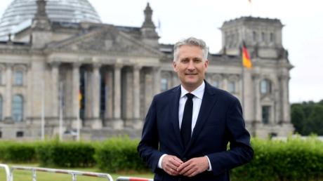 Der CSU-Abgeordnete Hansjörg Durz sitzt seit Neuestem im deutschen Bundestag in Berlin auf der Oppositionsbank.