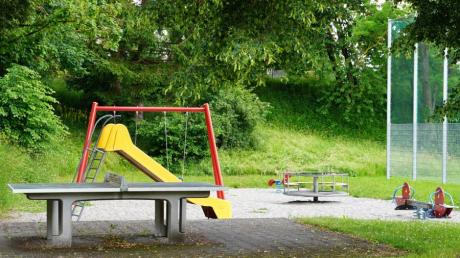 Großes hat der Gemeinderat Bubesheim mit dem Spielplatz vor. Diesen Sommer wird es hier andere Spielgeräte geben.