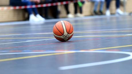 Der Basketball bleib liegen. Die Partie der BG Leitershofen/Stadtbergen in Rosenheim wurde wegen zwei Corona-Fällen abgesagt. 