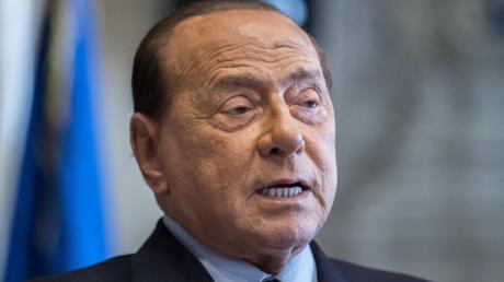 Silvio Berlusconi wird nicht zur Wahl zum italienischen Staatspräsidenten antreten. Kurz vor Wahlbeginn zog er seine Kandidatur zurück.