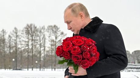 Putin gedachte am Donnerstag der Opfer der deutschen Blockade St. Petersburgs im Zweiten Weltkrieg. 	