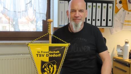 Der bisherige Geschäftsstellenleiter Stefan Buchholz möchte künftig als Geschäftsführer den Verein auch offiziell vertreten können. Mit einer Umfrage möchte er derzeit die Wünsche und Bedürfnisse, die an den TSV Diedorf gestellt werden, ermitteln.