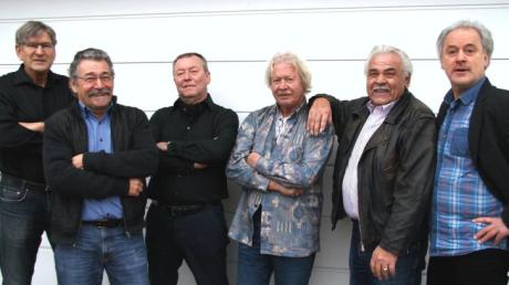 Scarabeus - das Bild stammt aus dem Jahr 2017. Die Musiker: (von links) Markus Schmid, Joe Kehrle, Peter Saumweber, Wolfgang Preuss, Heinz Aubele und Gustav Trieglaff.