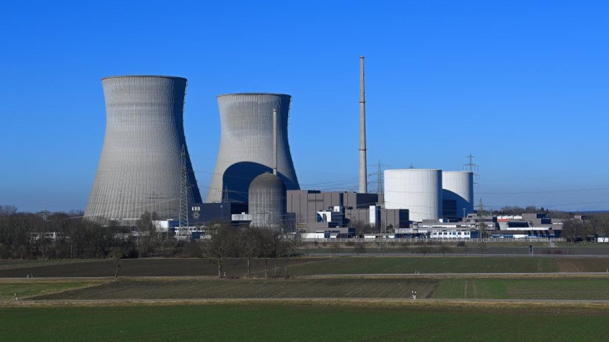 #Debatte: Pro und Contra: Sollten Atomkraftwerke länger laufen?