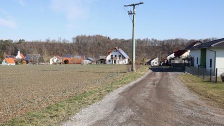 In der Gemeinde Landensberg sollen nördlich des Flurwegs in Glöttweng neue
Wohnbauflächen entstehen. Auch das Thema Kalte Nahwärme könnte dabei eine
Rolle spielen.