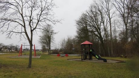 Als Standort für die Pumptrackanlage in Nersingen ist der Spielplatz an der Waldstraße, nahe dem Nersinger Sportplatz, angedacht.