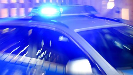 Eine wilde Verfolgungsjagd hat sich ein Mann im Landkreis Landsberg mit der Polizei geliefert.