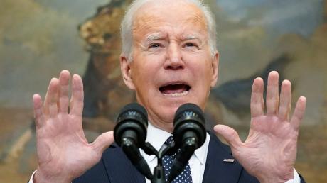 Präsident Joe Biden spricht im Weißen Haus über den Konflikt in der Ukraine.