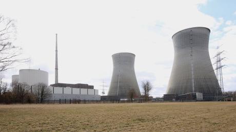 Mit dem Rückbau des Gundremminger Kernkraftwerks soll das Zwischenlager (vorne links) künftig autark agieren. Für die dazu erforderlichen Maßnahmen bedarf es einer Bauleitplanung.