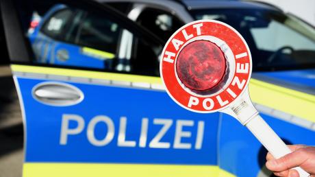 Bei einer Polizeikontrolle in Röfingen hatte ein Autofahrer zu viel Alkohol im Blut. 