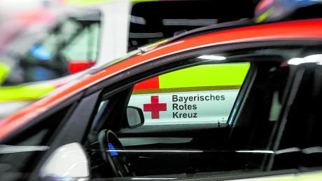 Eine Radlerin ist in Gersthofen gestürzt und musste mit dem Rettungsdienst in die Uniklinik eingeliefert werden. 