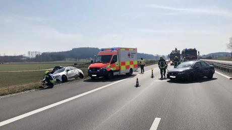Auf der A7 zwischen Altenstadt und Illertissen ist es Montagmittag zu einem Auffahrunfall gekommen.
