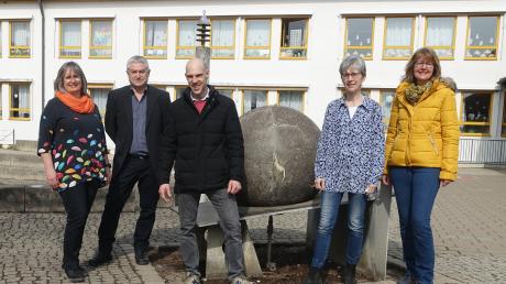 Das Schulentwicklungsteam der Grundschule Altenmünster: (von links): Andrea Frank, Ottmar Wiedemann, Daniel Fischer, Ute Wiedemann und Ruth Scherer. 