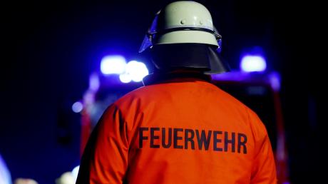 Aufmerksame Passanten haben am Freitag gegen 17.15 Uhr in Diedorf gerade noch rechtzeitig ein Feuer bemerkt.