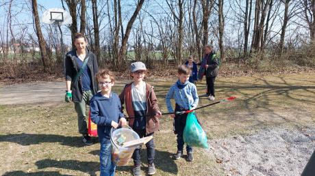 Sehr viele Kinder nahmen an der Aktion in Merching teil und zeigten, wie wichtig ihnen eine saubere Umwelt ist.