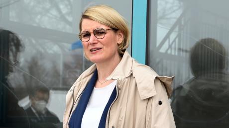 "Jeden Tag passieren neue Dinge, auf die man reagieren muss." Eva Weber (CSU) ist seit Mai Oberbürgermeisterin der Stadt Augsburg – als erste Frau in diesem Amt.