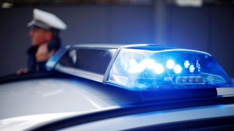 Bei Ziemetshausen kontrollierte die Polizei den Schwerlastverkehr. 