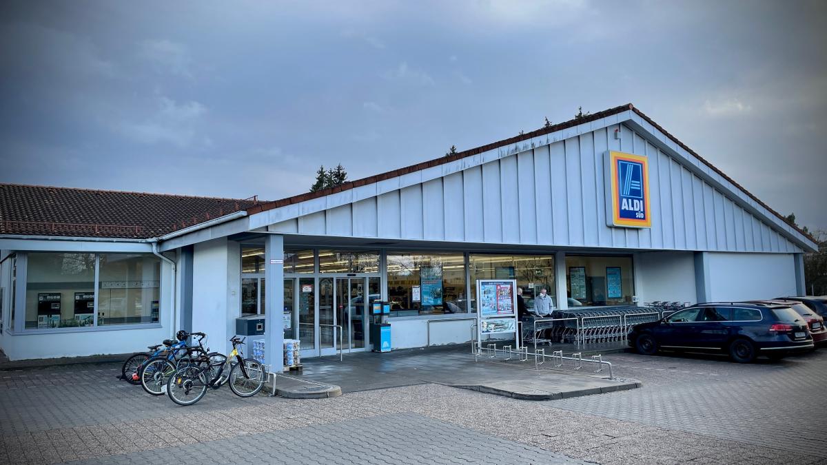 #Neu-Ulm-Burlafingen: Geplanter Neubau: Die Aldi-Filiale in Burlafingen schließt Ende April